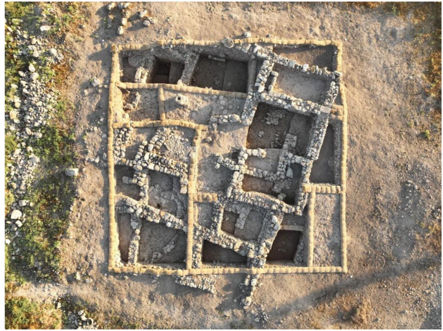 Megiddo_Ruins